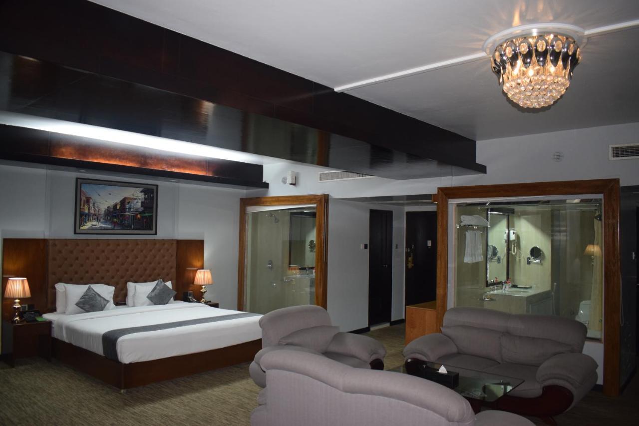 Momo Inn Bogra Esterno foto