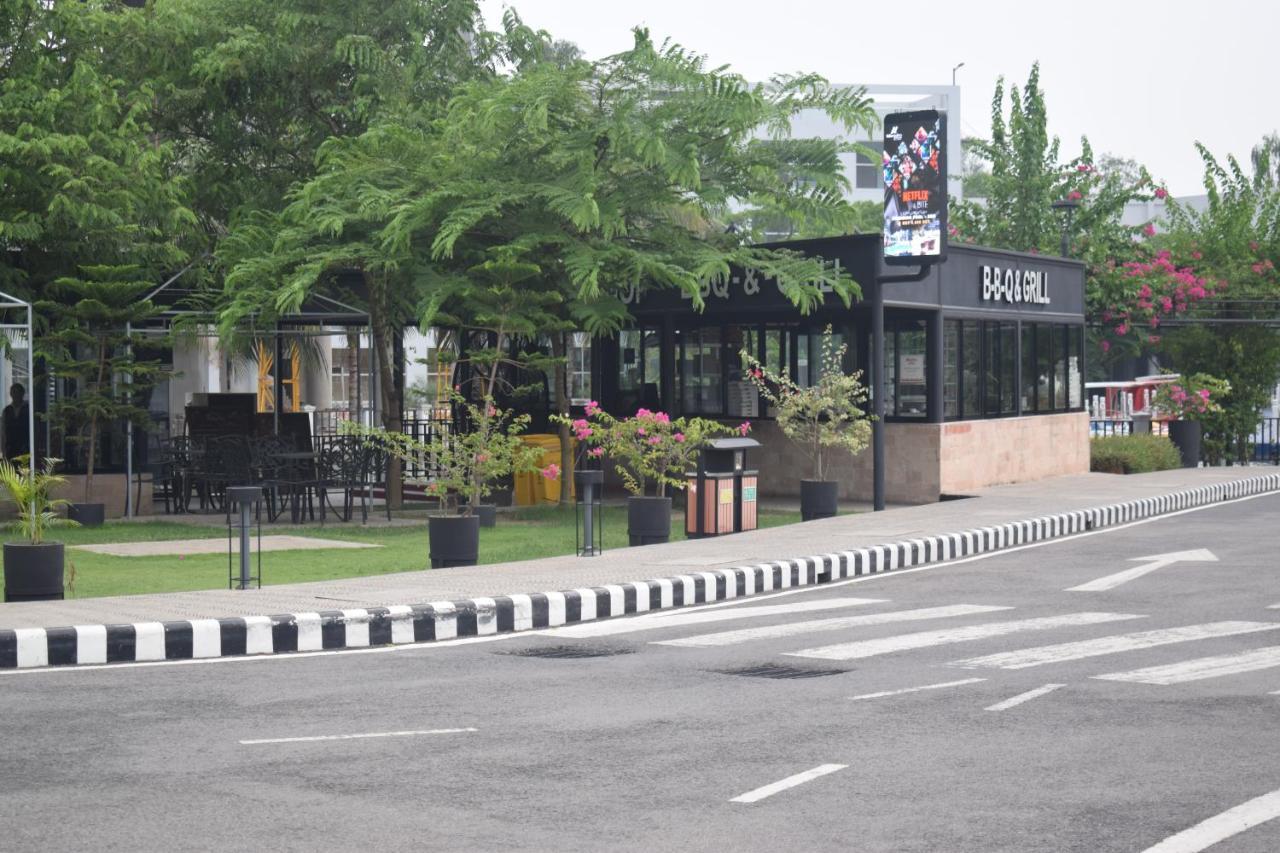 Momo Inn Bogra Esterno foto