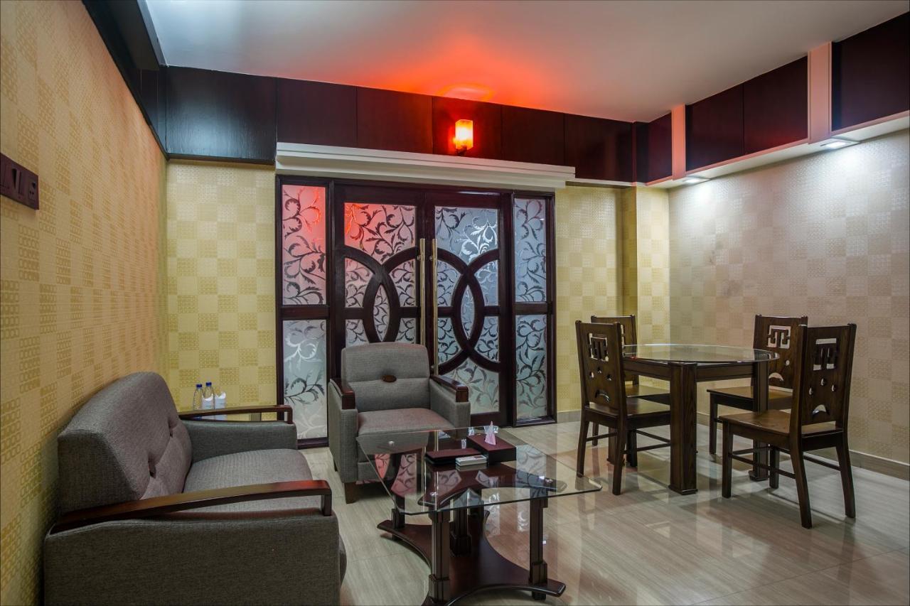 Momo Inn Bogra Esterno foto